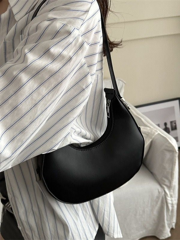 ‘Classic 90s’ shoulder bag